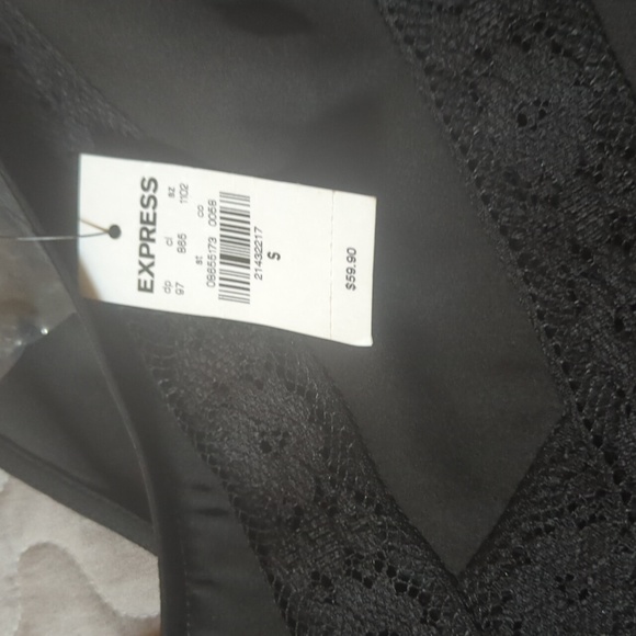 Blouse - Picture 2 of 4